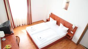 Select-Comfort-Betten, individuell eingerichtet, Schreibtisch