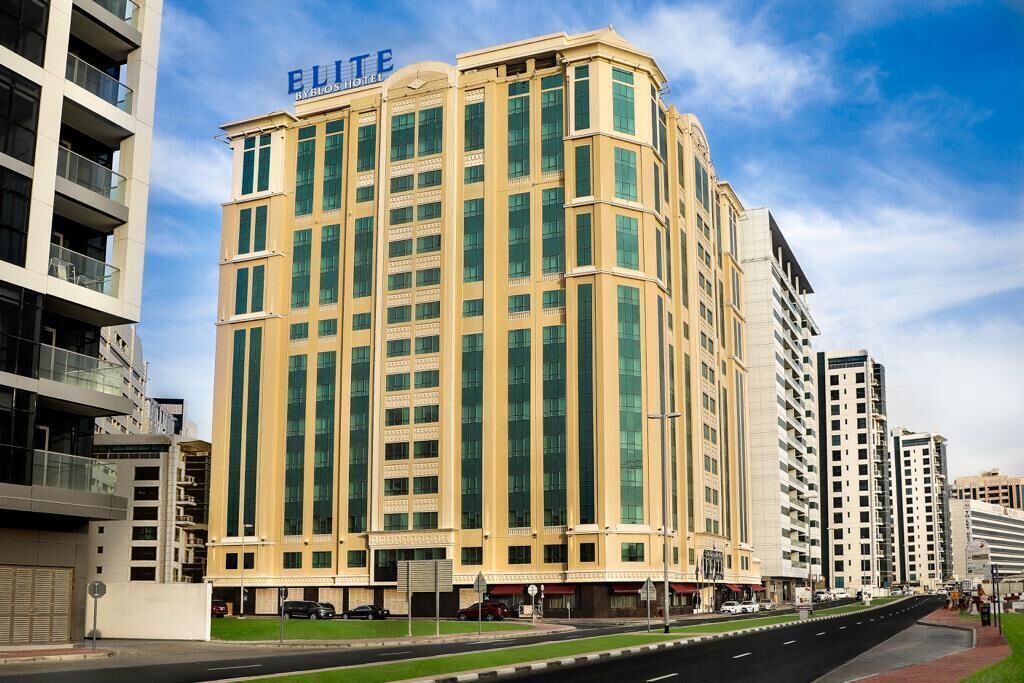 Auris Plaza Hotel
