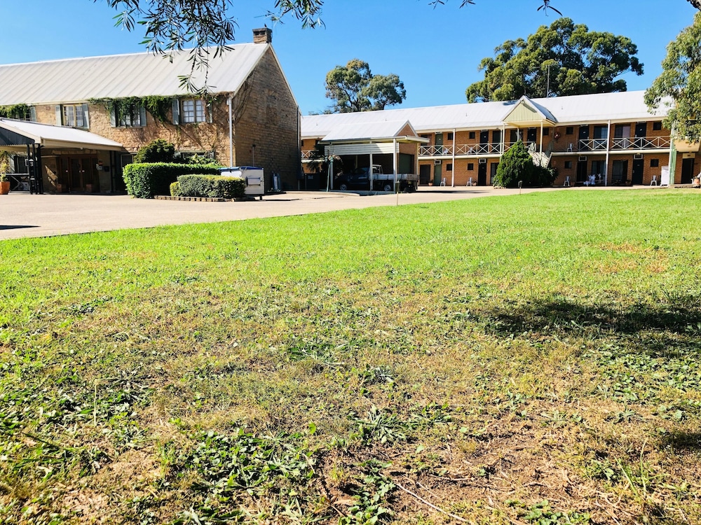 Campbelltown Colonial Motor Inn