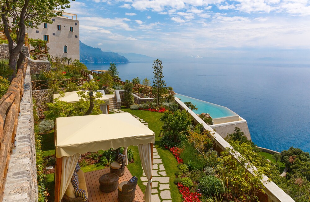 Monastero Santa Rosa Hotel Spa In Conca Dei Marini Expedia