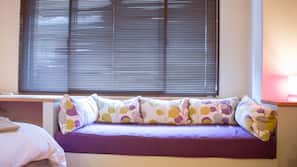 Down duvet, in-room safe, individually furnished, desk
