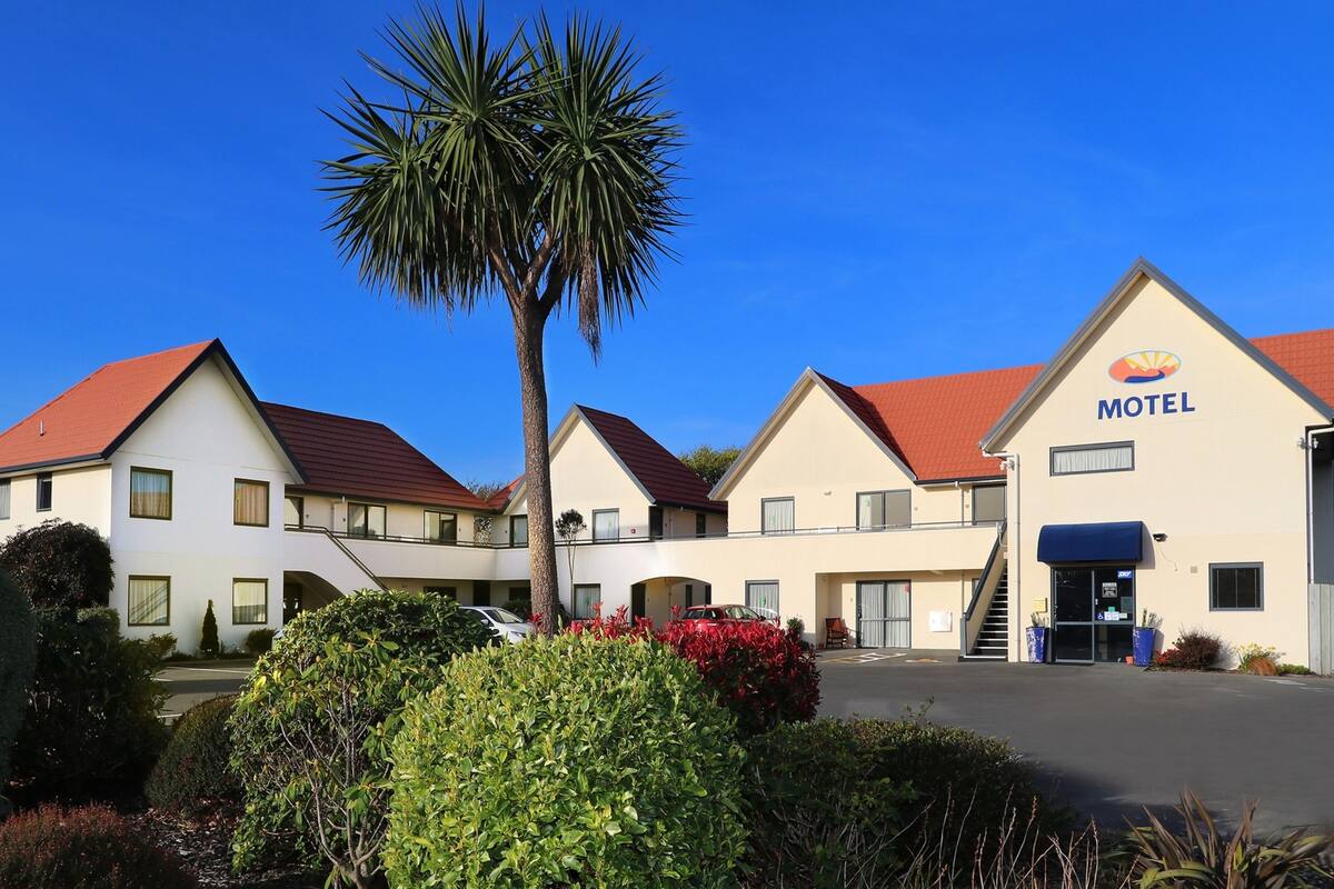 ベラ ビスタ モーテル インバーカーギル 口コミ 部屋写真 料金 お得情報 エクスペディア