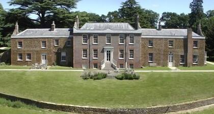 Ingoldisthorpe Hall
