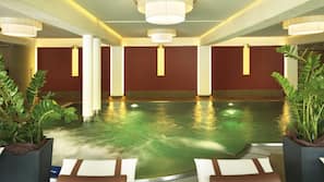 Indoor pool, pool loungers