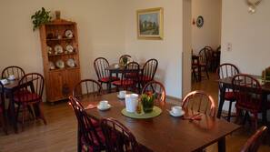 Eetruimte in kamer