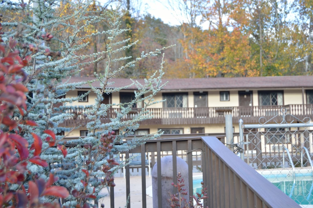 Brookside Resort by FairBridge in Gatlinburg Pigeon Best