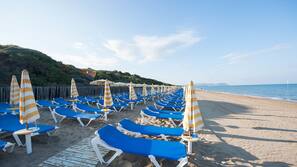 Spiaggia privata nelle vicinanze, lettini da mare, ombrelloni