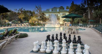Waterside Resort by Spinnaker Resorts