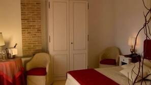 Premium bedding, in-room safe, desk, soundproofing