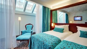 Hochwertige Bettwaren, Minibar, Zimmersafe, Schreibtisch