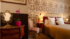 Minibar, in-room safe, individually decorated, individually furnished