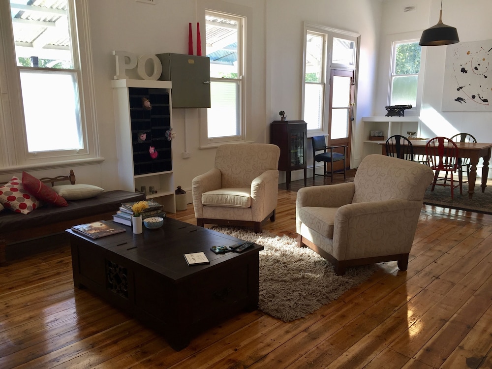 Historic Linton Post Office Linton Vrbo