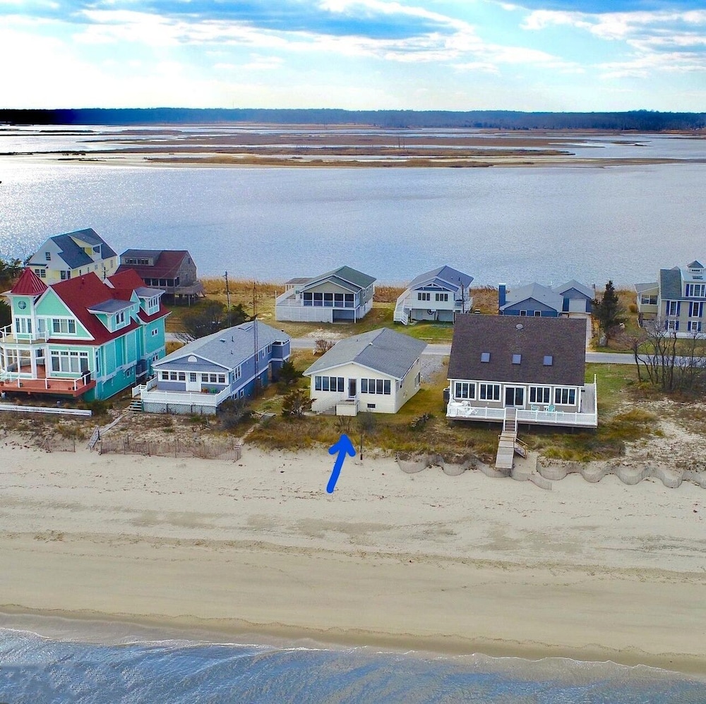 beachfront on the Delaware Bay beautiful Prime Hook Beach in Milford
