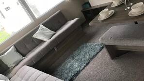 30-inch TV with cable channels, fireplace