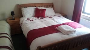 11 bedrooms, iron/ironing board, free WiFi, linens
