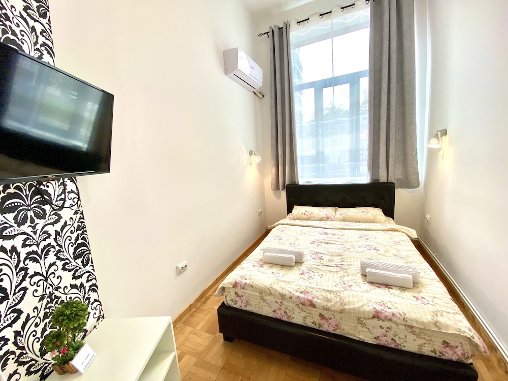 3 Star Hotels