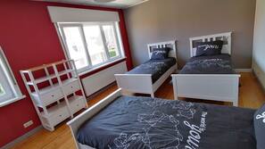 2 Schlafzimmer, Bügeleisen/Bügelbrett, Internetzugang, Bettwäsche