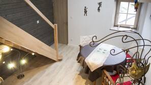 Restauration dans la chambre