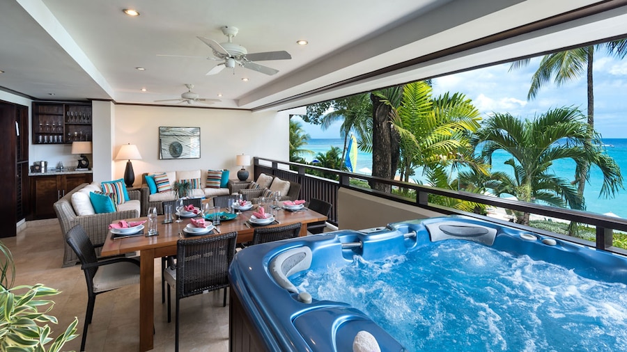 Coral Cove 6 - The Ivy by Blue Sky Luxury