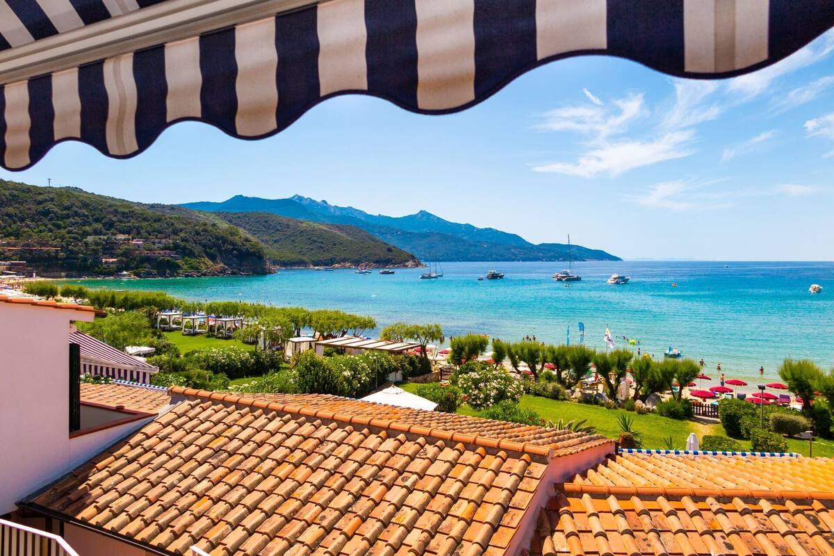 Two Room Apartment With Private Access To The Biodola Beach 21 Room Prices Deals Reviews Expedia Com