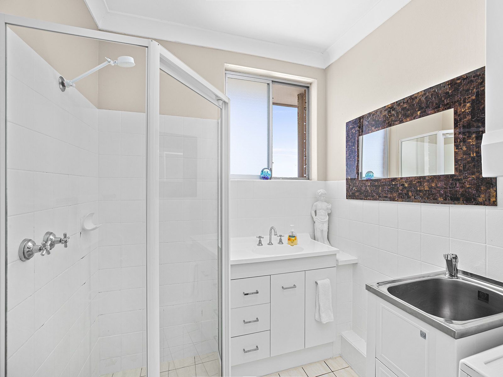 9 Shenandoah - a Lovely, Spacious Apartment