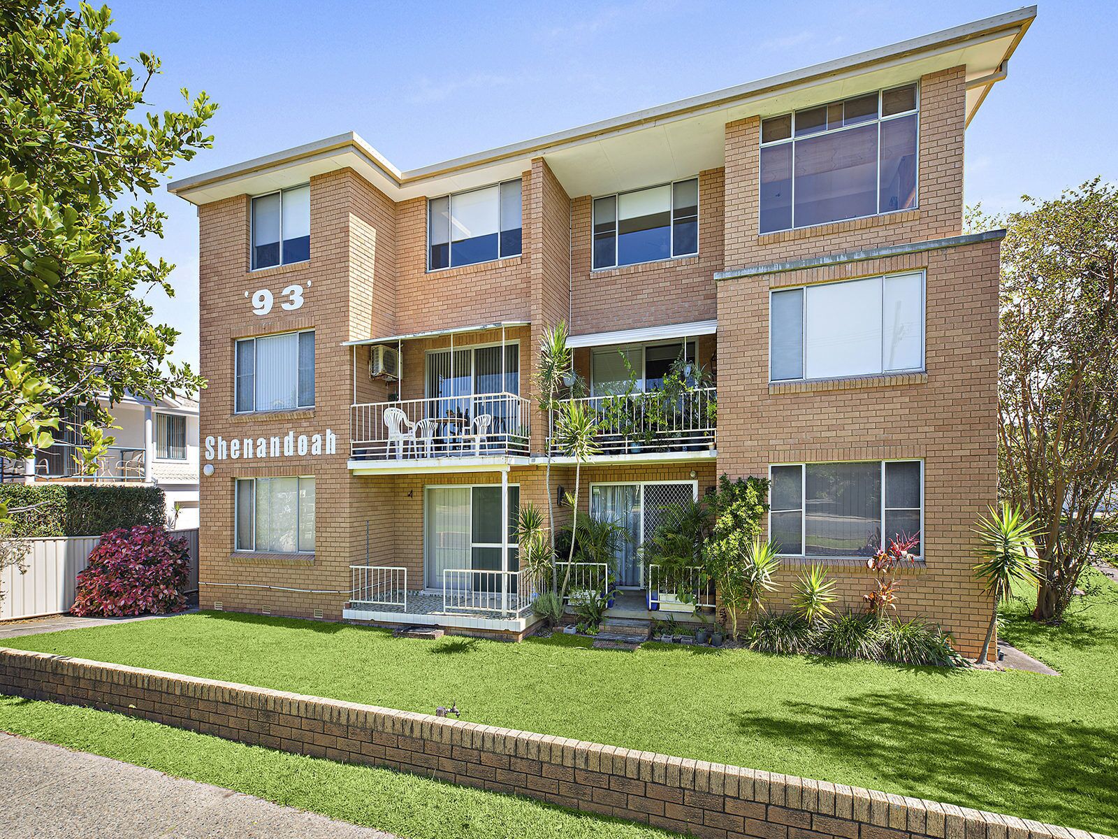 9 Shenandoah - a Lovely, Spacious Apartment