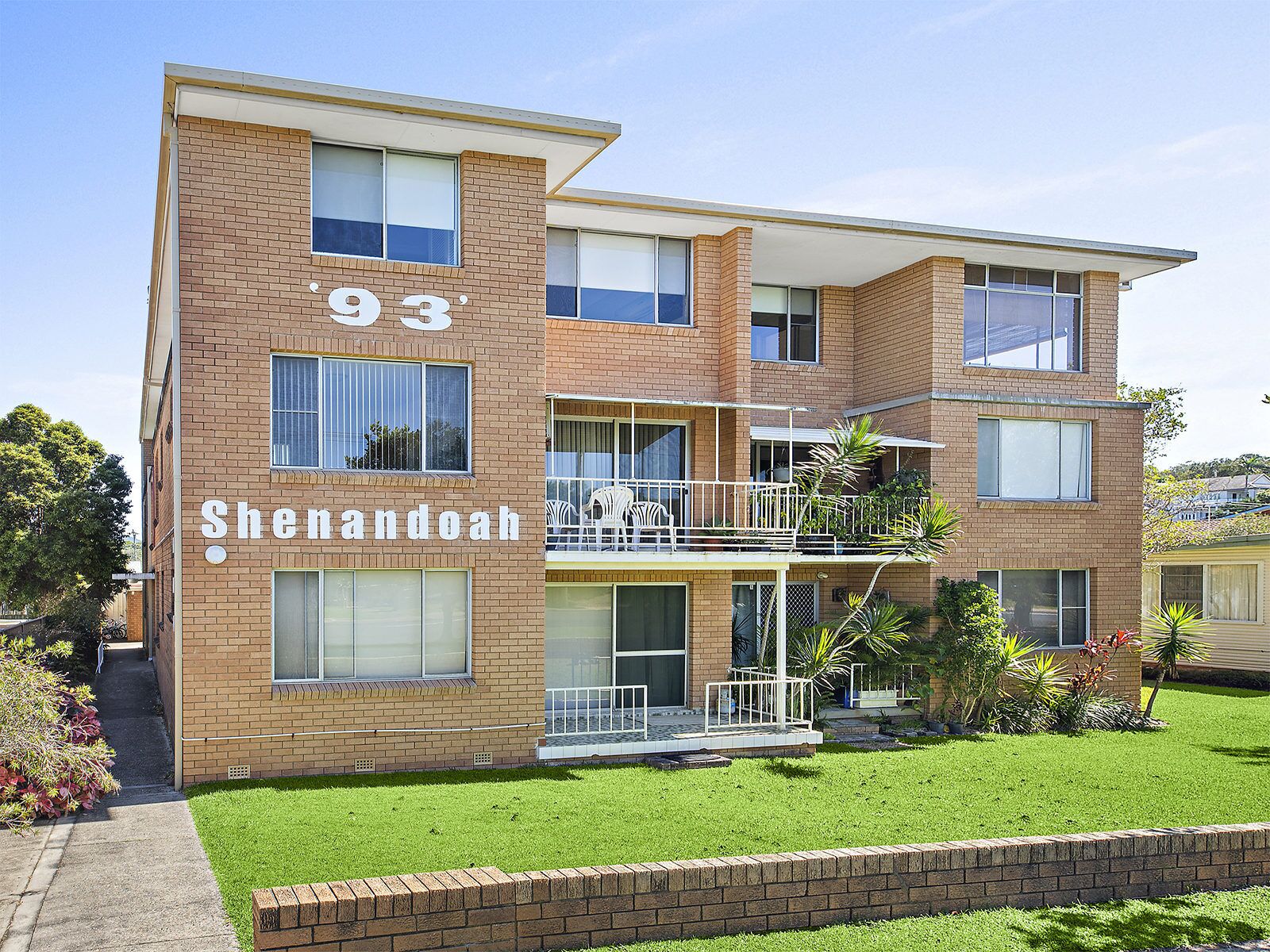 9 Shenandoah - a Lovely, Spacious Apartment