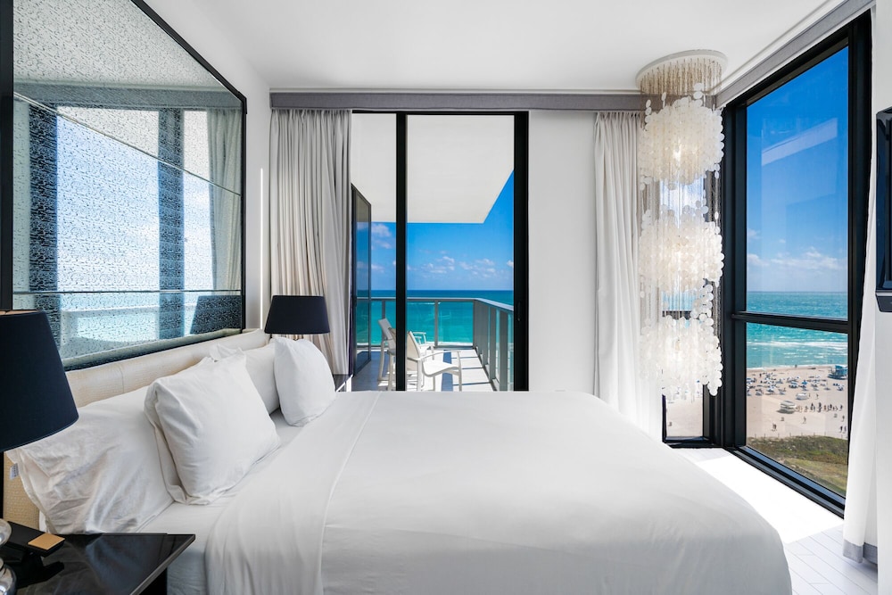 Oceanfront Cool Corner 2 Bedroom Suite At The W South Beach