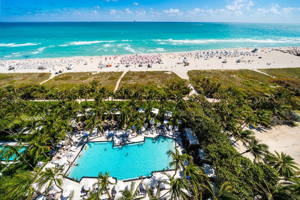 Oceanfront Cool Corner 2 Bedroom Suite At The W South Beach