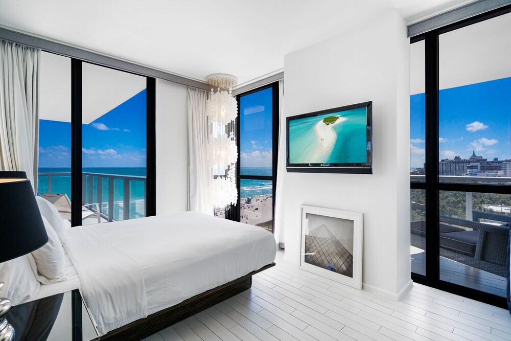 Oceanfront Cool Corner 2 Bedroom Suite At The W South Beach