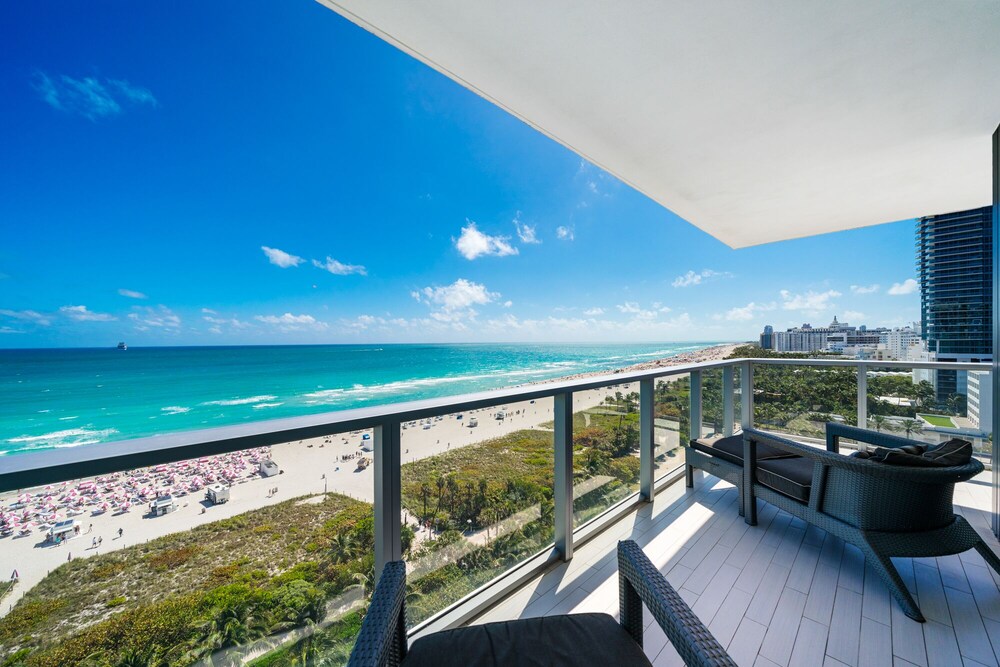 Oceanfront Cool Corner 2 Bedroom Suite At The W South Beach