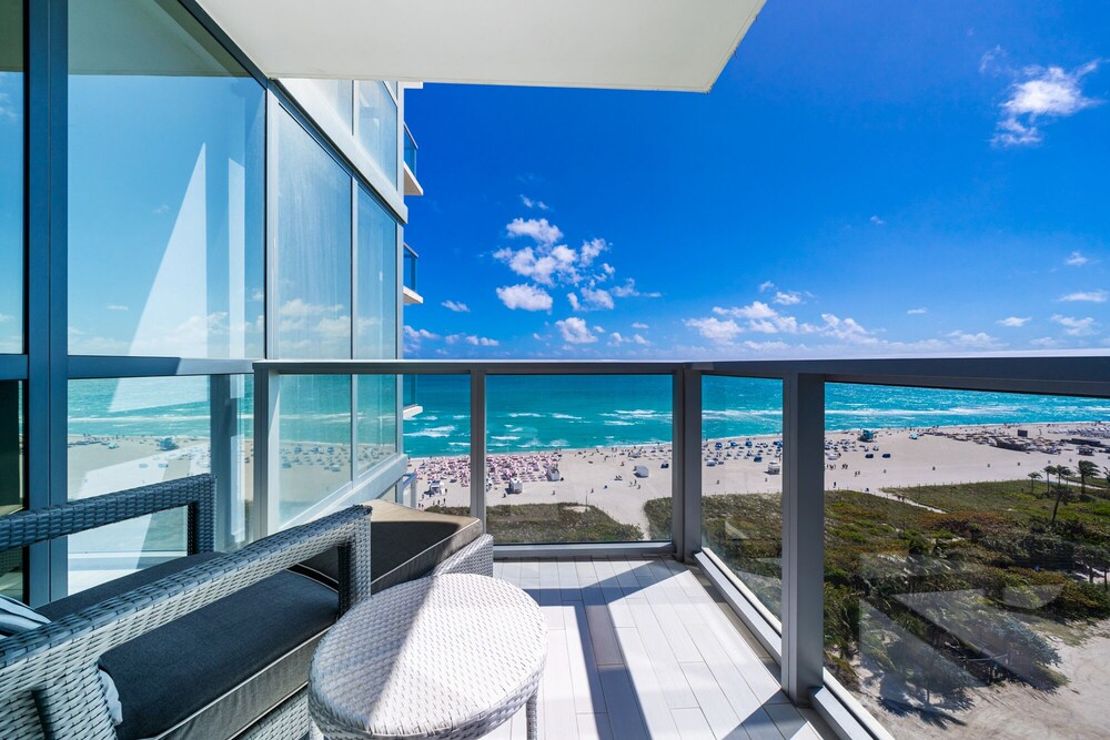 Oceanfront Cool Corner 2 Bedroom Suite At The W South Beach