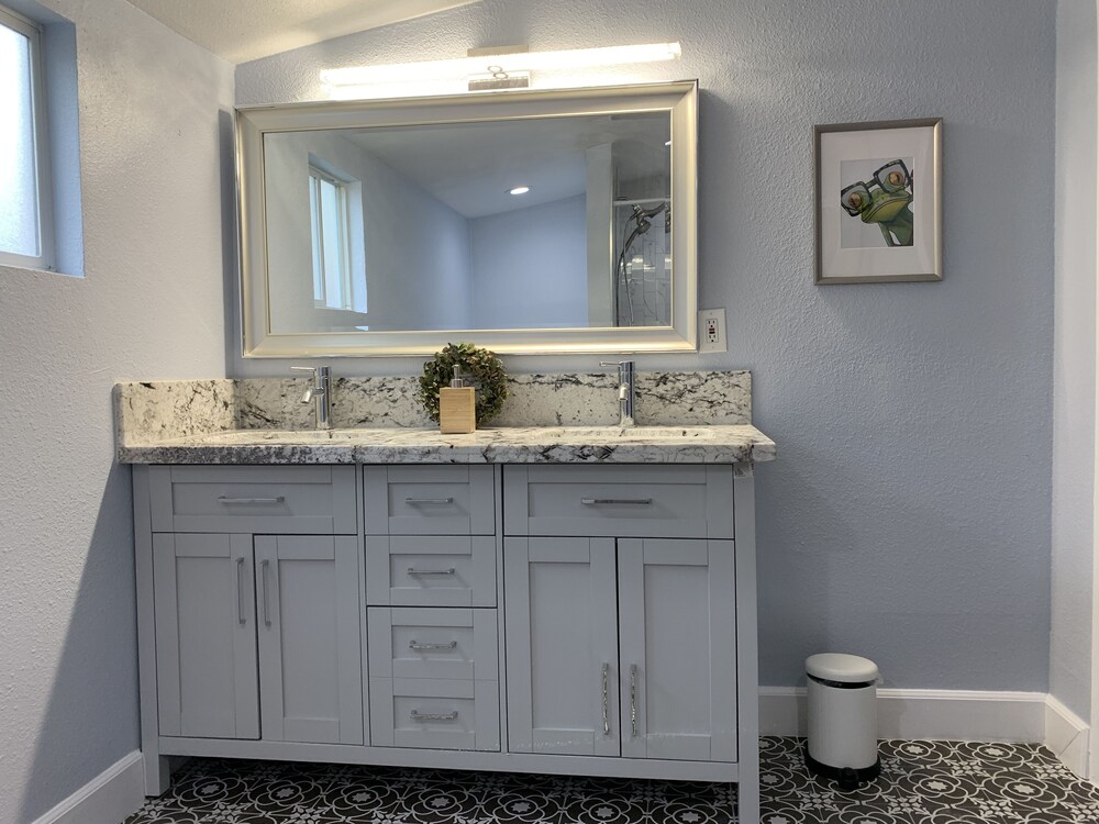 Vegas Mid Modern Casa