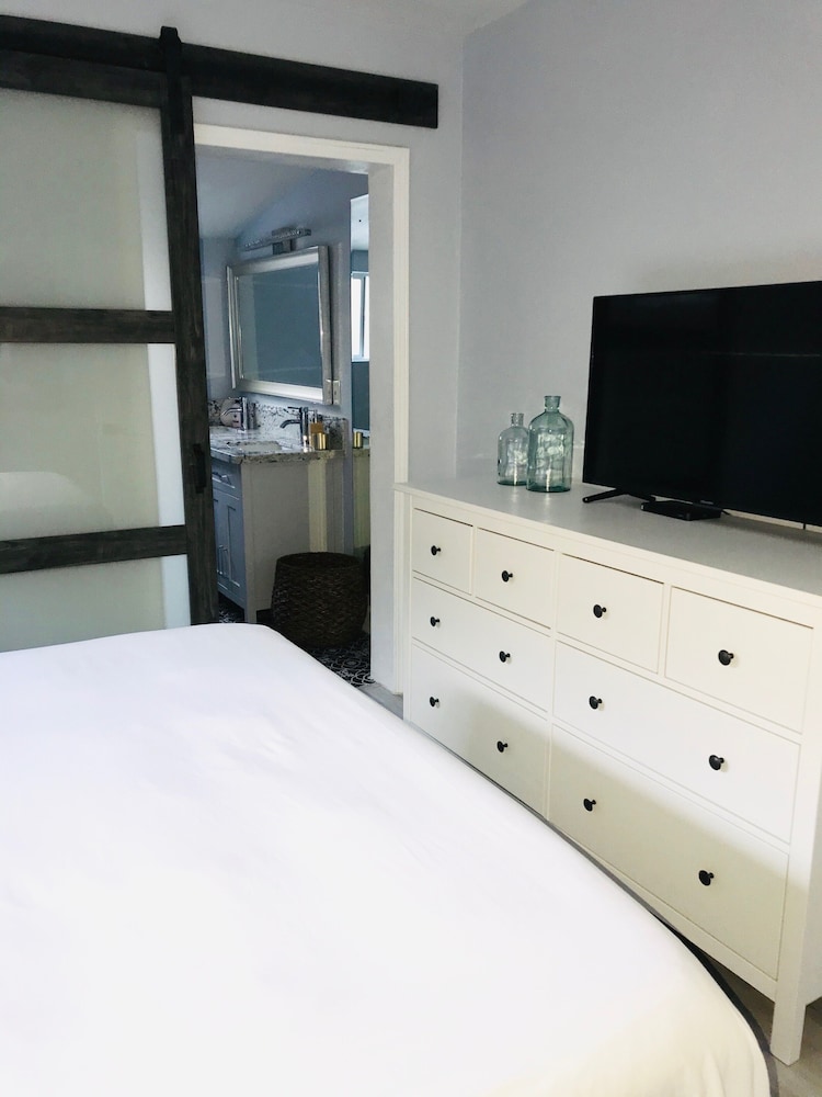 Vegas Mid Modern Casa