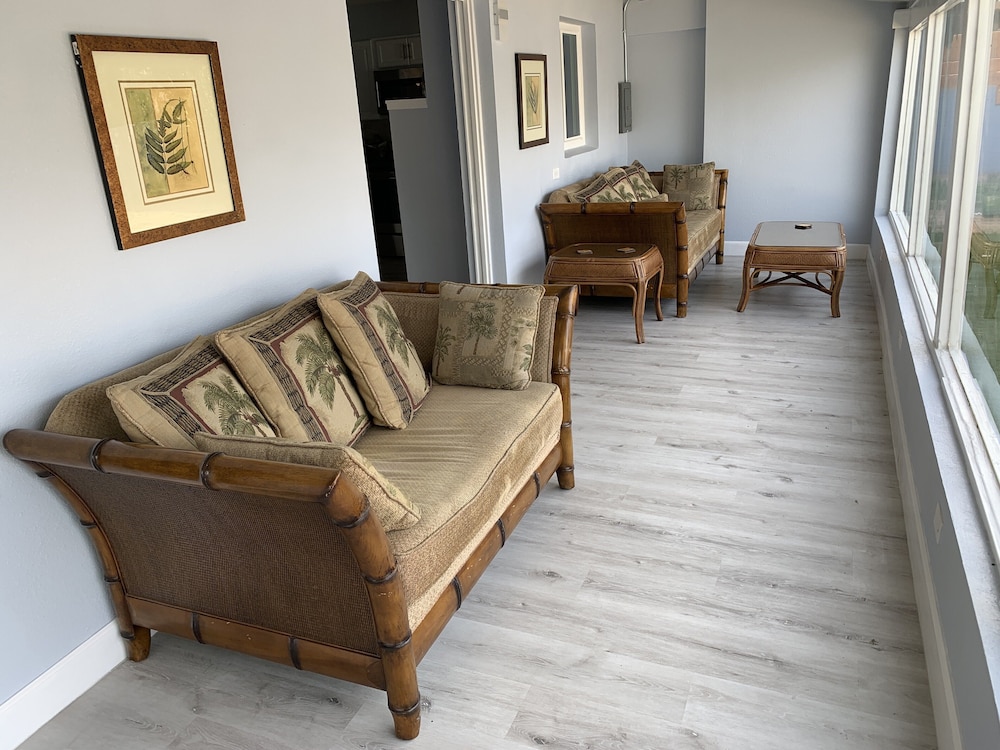 Vegas Mid Modern Casa