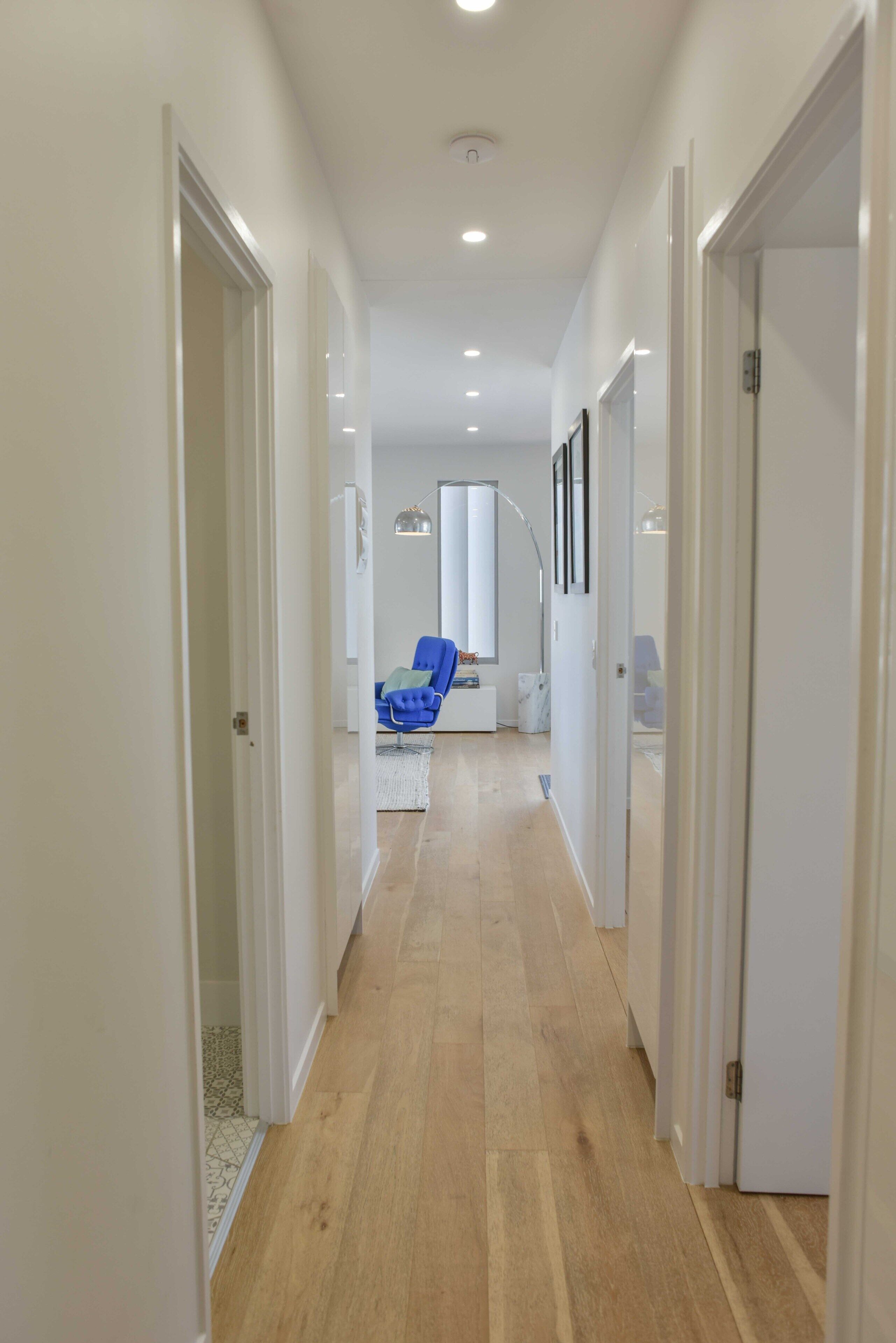 🌴 Spacious living with stunning views Over Kings Beach 🌴1 min to beach cafes and