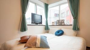 1 bedroom, free WiFi, linens