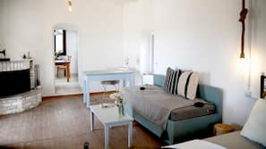 1 bedroom, iron/ironing board, WiFi, linens