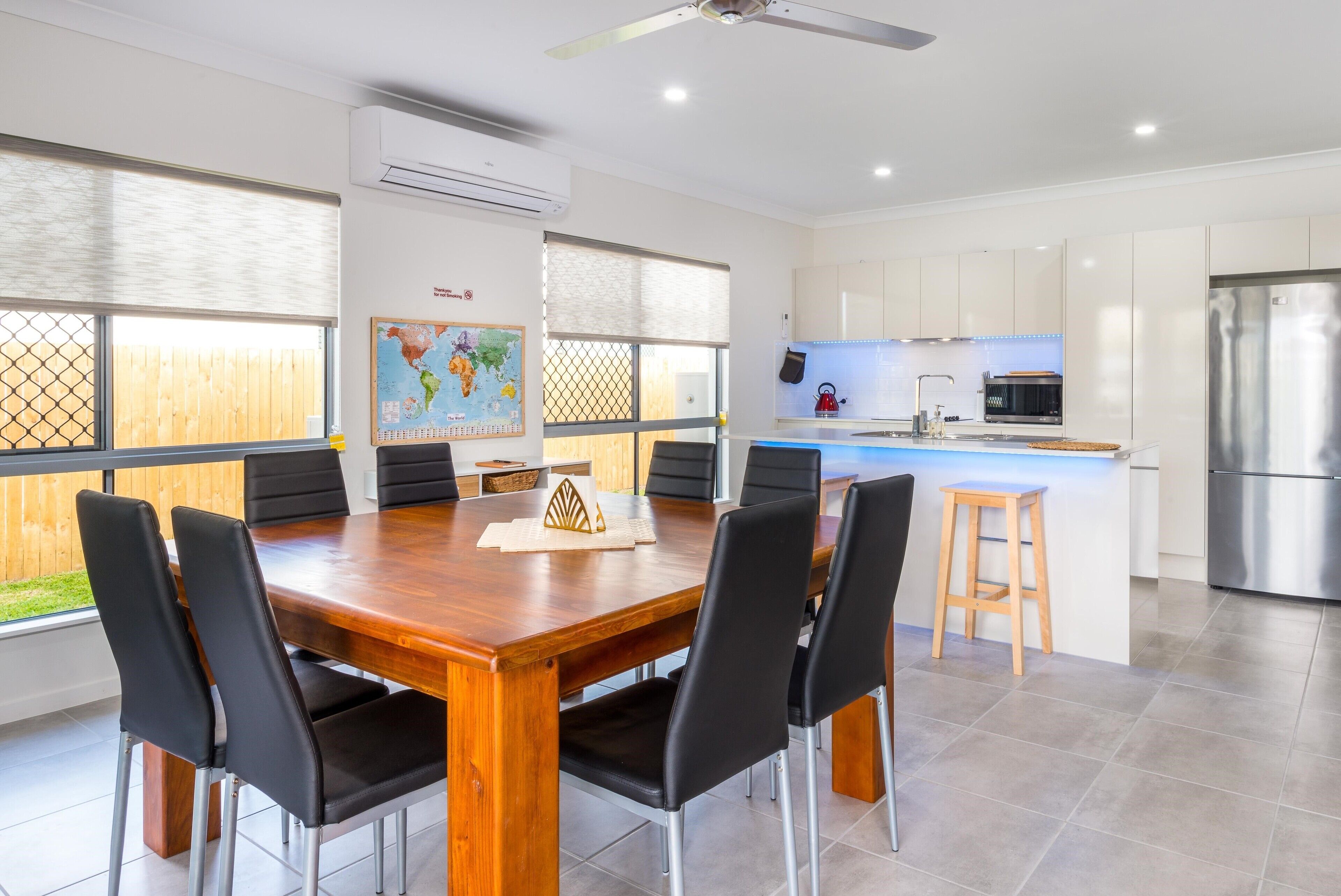 New 3 bedroom lakeside villa with tennis court and lap pool