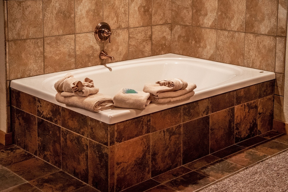 Cabins at Grand Mountain