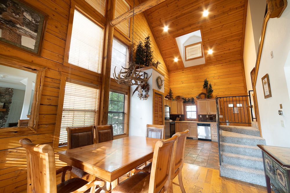 Cabins at Grand Mountain