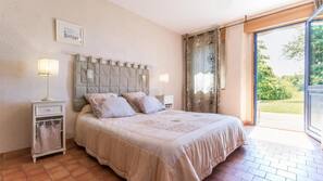 Individually decorated, individually furnished, free WiFi, bed sheets