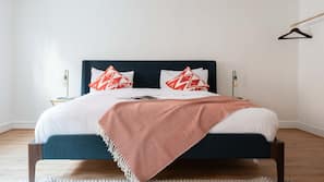 2 bedrooms, iron/ironing board, free WiFi, linens