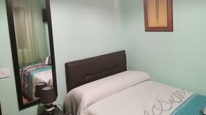 1 bedroom, iron/ironing board, WiFi, linens