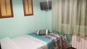 1 bedroom, iron/ironing board, WiFi, linens