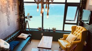 Individually decorated, blackout curtains, free WiFi, linens