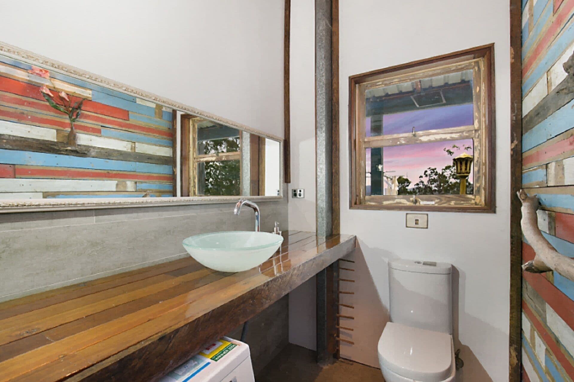 The Shed Conversion With Hot tub With Amazing Views@ Gold Coast Tree Houses