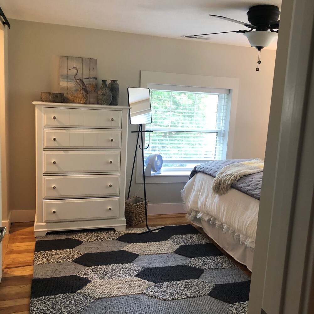 The Sand Castle Spacious Chaska Beach House with Deck, Fireplace, and