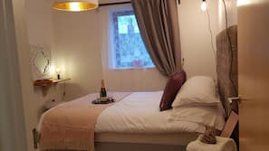 2 bedrooms
