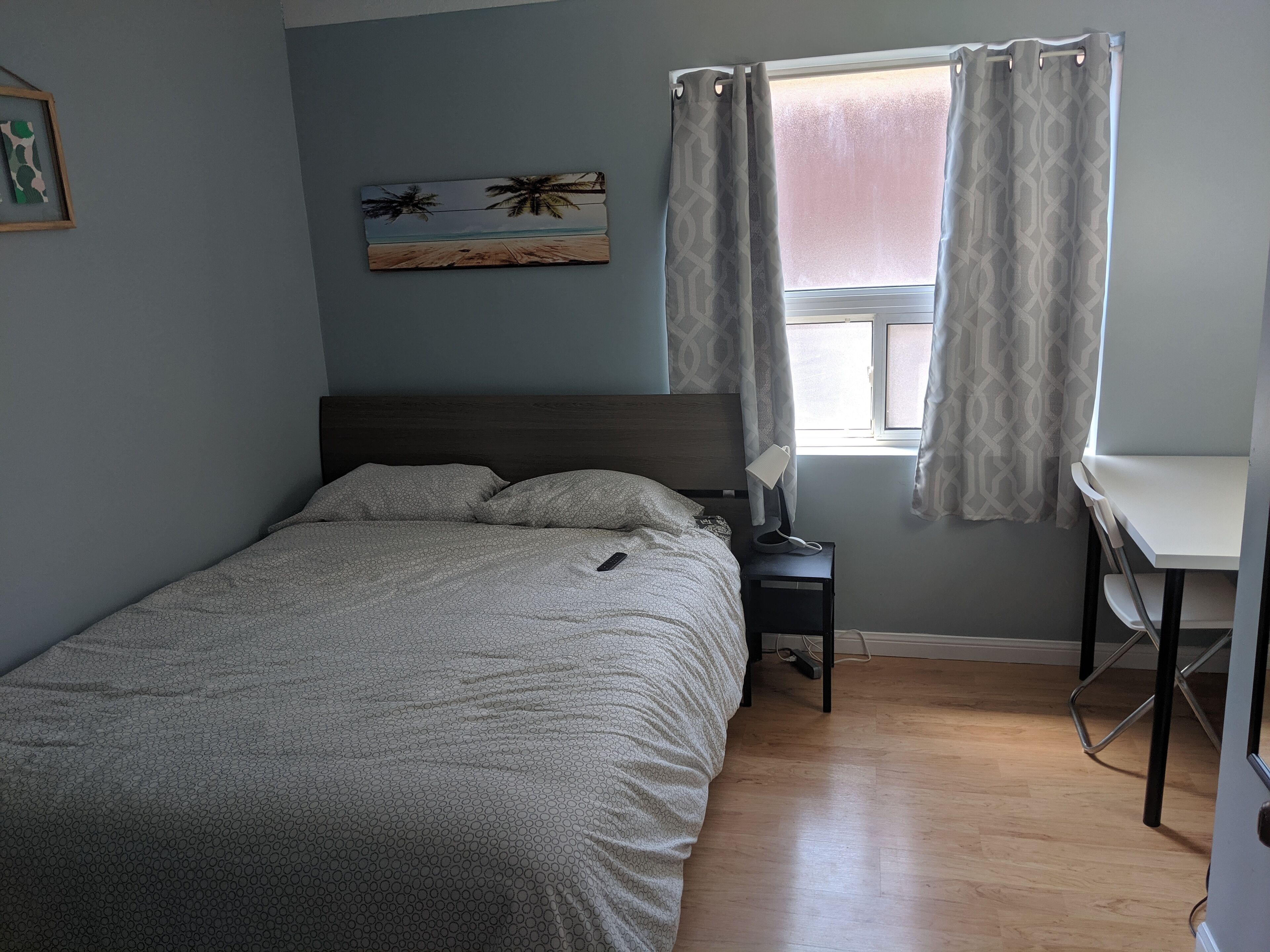 The Hunter Hotel- 1 Bedroom Beautiful Bungalow! in Hamilton, Canada